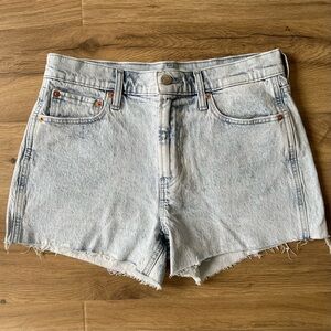 NWOT Gap 3” High-Rise Cheeky Shorts